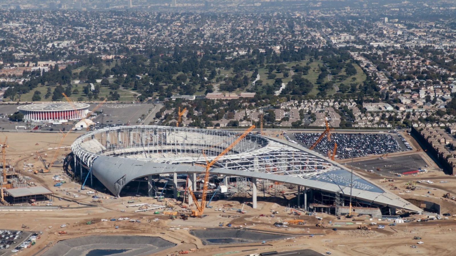 Birdview Complex Roof steel structure fabrication for SoFi Stadium