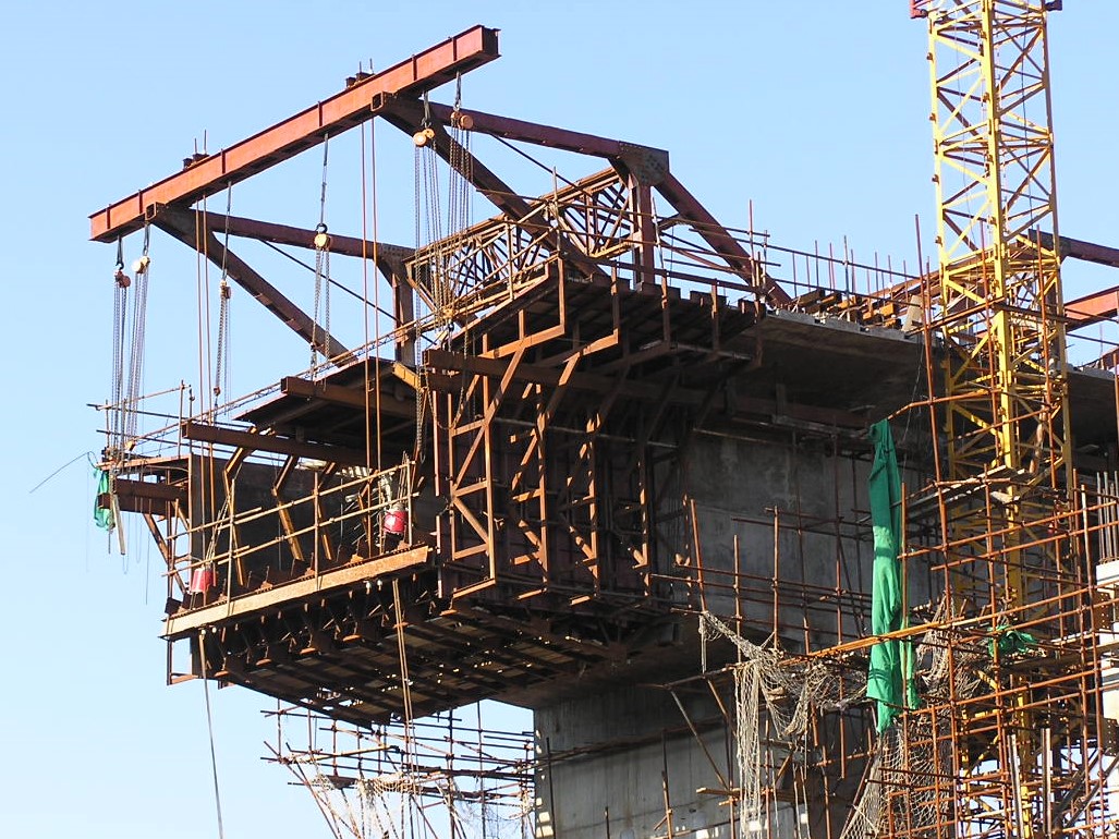 Upper view of Fulcrum Stay Basket featuring Space Truss Structure