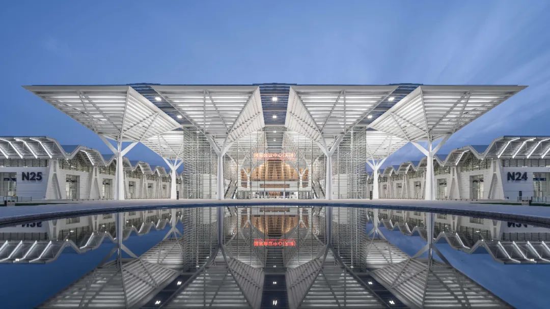 Tianjin International Convention & Exhibition Center &ndash; Large-Scale Steel Structure Fabrication build by Jinhuan
